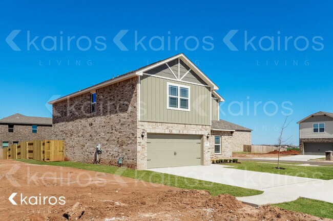 Building Photo - 821 NW 4th Street