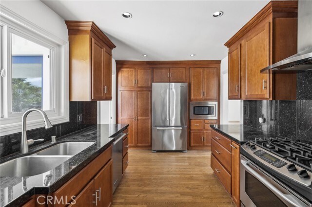 Building Photo - 1430 Mariners Dr