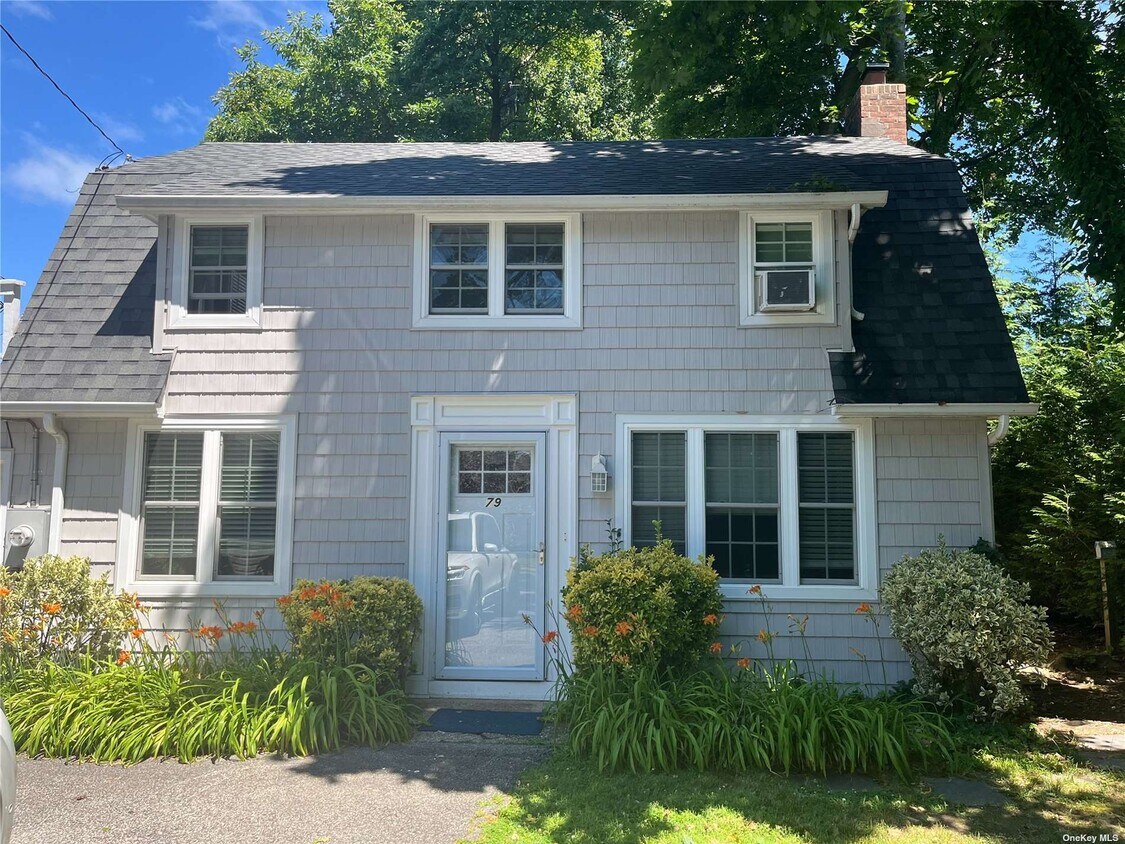 Primary Photo - 79 Murray Ave