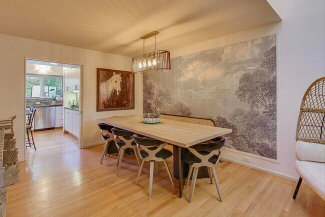 Foto del edificio - 3536 N Marshfield Ave