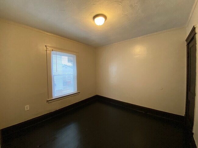 Building Photo - 12200 Soika Ave