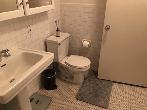 Building Photo - Spacious 2 bed