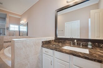 Building Photo - 3925 Floyd St