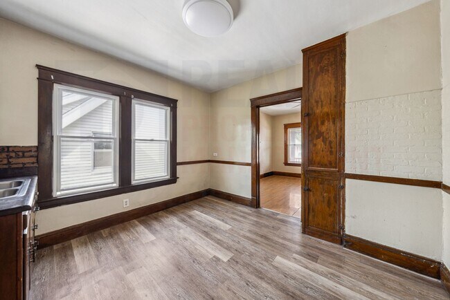 Foto del edificio - 3464 W 91st St