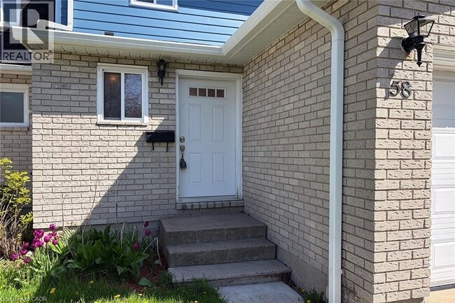 Building Photo - 58 Romy Crescent