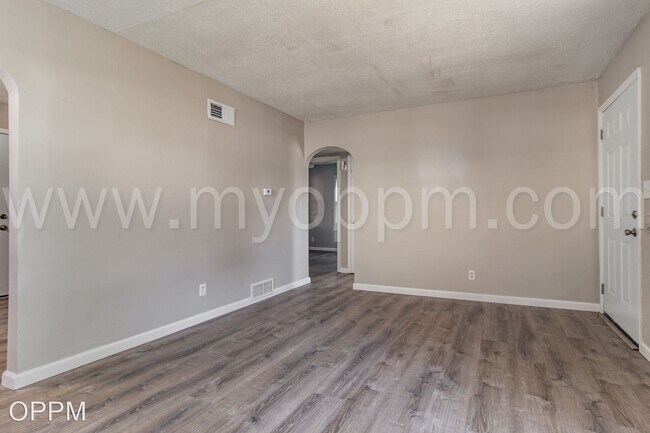 Building Photo - 2 br, 1 bath House - 2607 Calhoun St