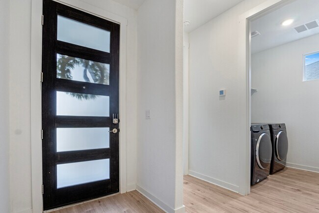 Foto del edificio - 4456 Wilder Farm Ln