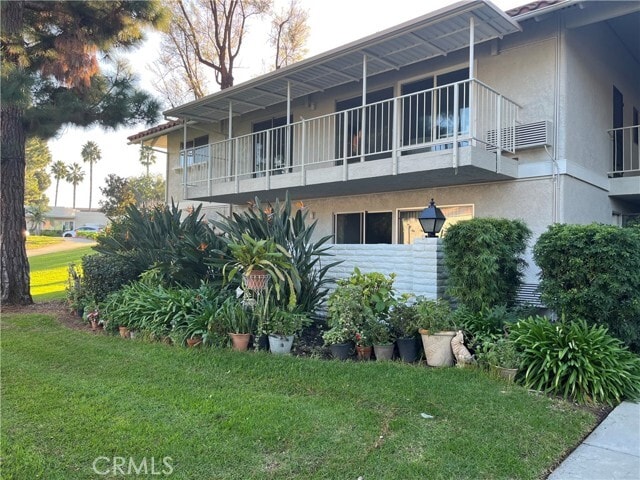 Foto del edificio - 953 Avenida Carmel