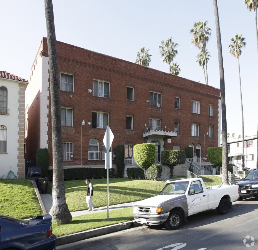 Building Photo - 153 N New Hampshire Ave