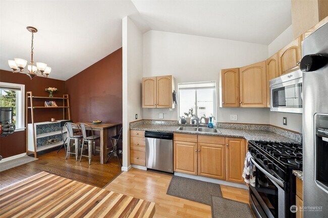 Building Photo - 7940 Delridge Wy SW