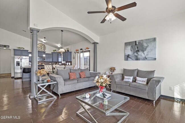 Foto del edificio - 13491 Selby St