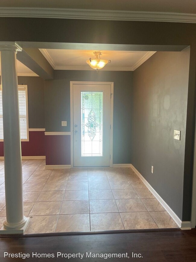 Building Photo - 3 br, 2 bath House - 228 Cedar Grove