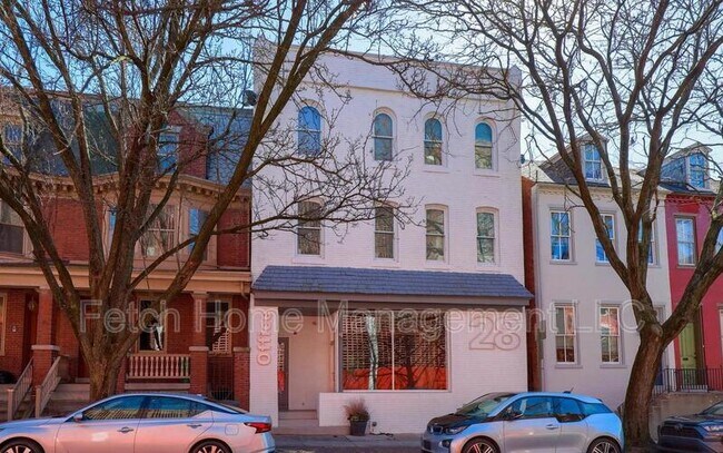 Building Photo - 28 E Vine St