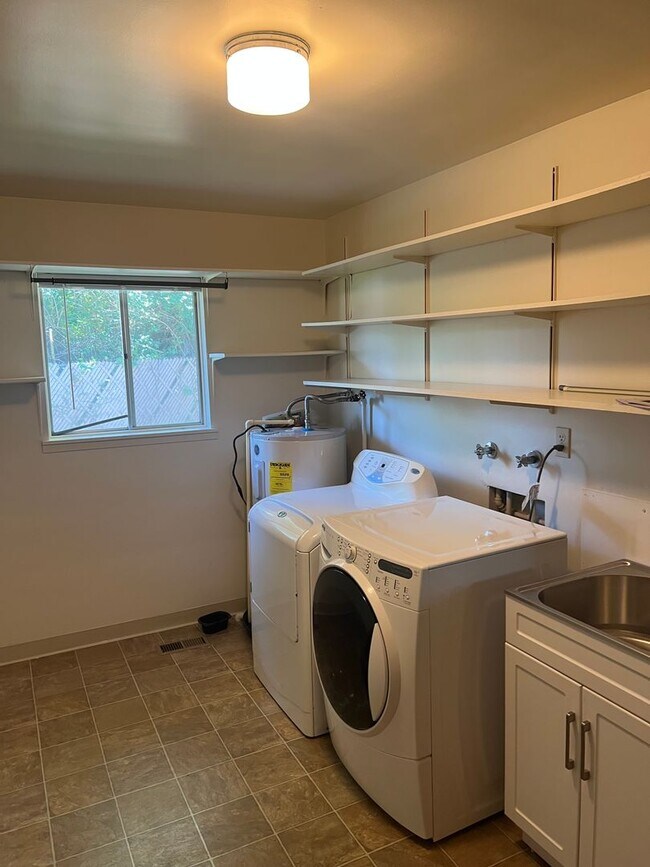 Foto del edificio - pd01 - Parkdale Estates Inc