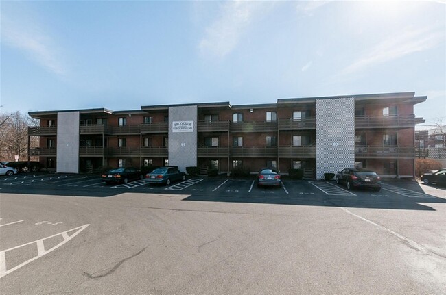 Building Photo - 5 Arizona Ter