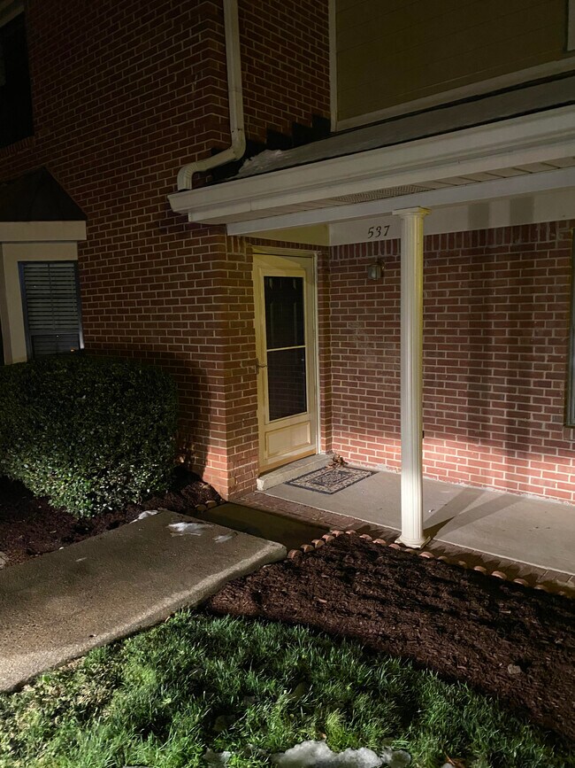 Photo - 537 Chandler Plz Townhome