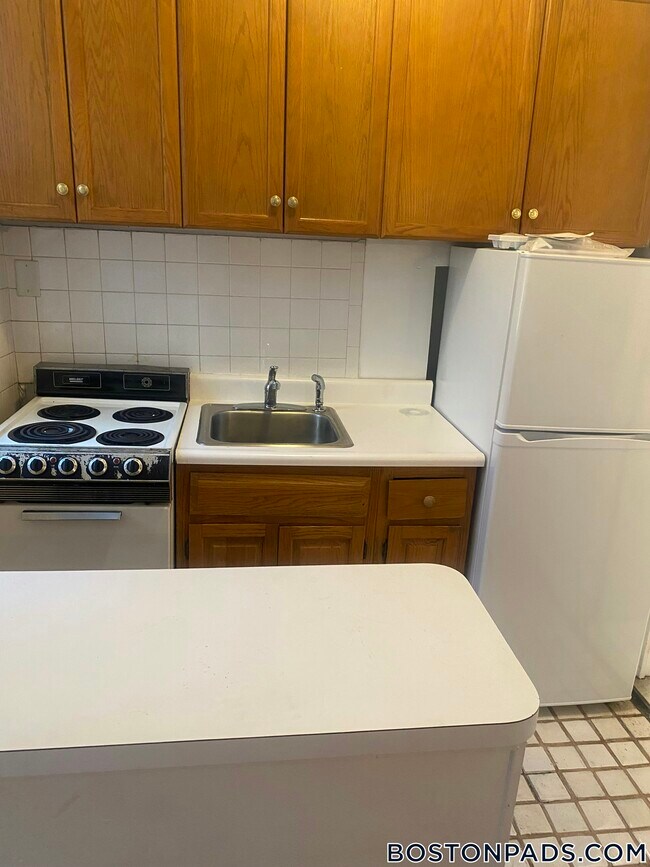 Building Photo - 61 S Huntington Ave