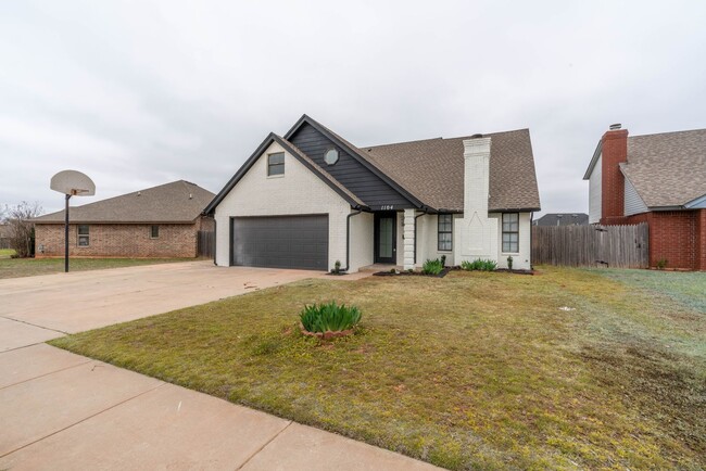 Foto del edificio - Remodeled Home in Moore