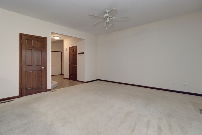 Building Photo - 23055 Ironwood Dr