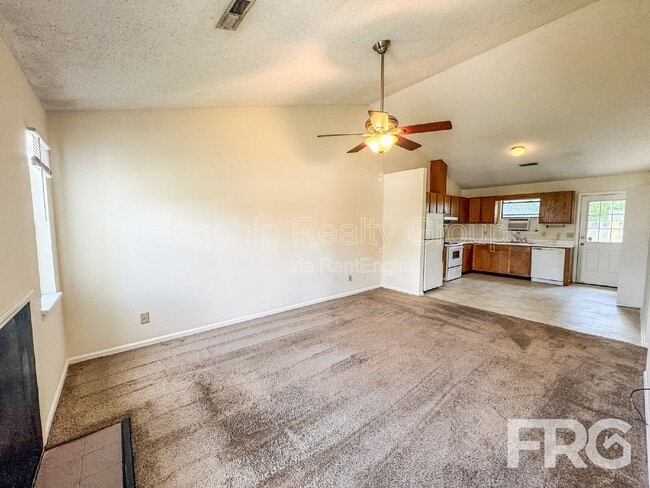 Photo - 2108 East 3rd Street Apartment