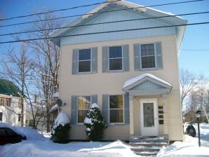 Primary Photo - 21 Cottage St