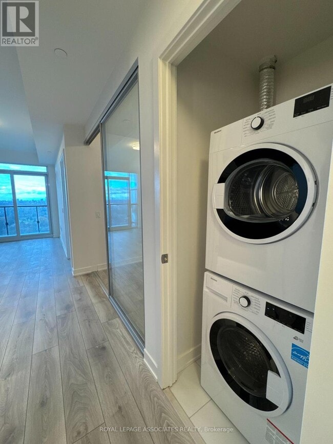 Building Photo - 110 Broadway Ave