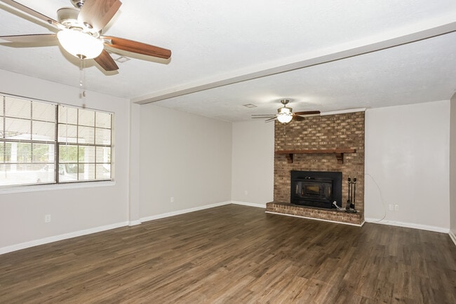 Building Photo - 3436 Gary Cir
