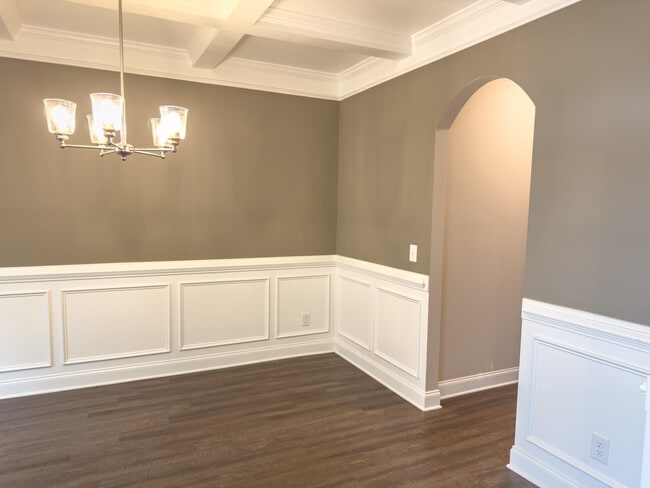 Building Photo - 6035 Big Pond Trl