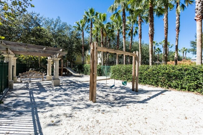 Building Photo - 770-307 Siena Palm Drive