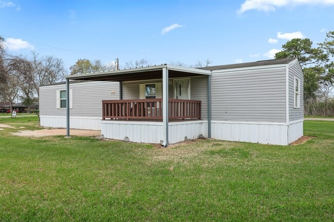 Building Photo - 4005 Colorado Ave