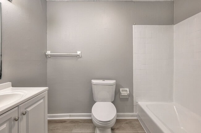 Interior Photo - Solana at Brentwood