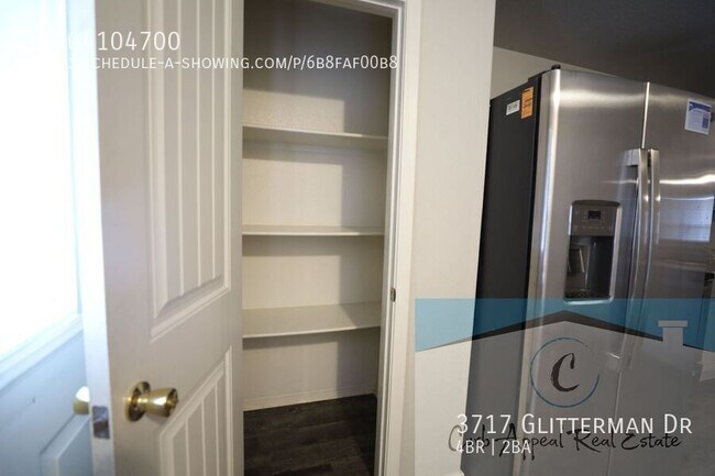 Foto del edificio - 3717 Glitterman Dr