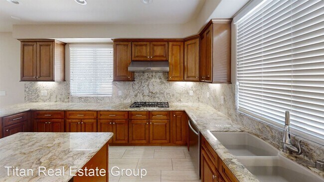 Foto del edificio - 4 br, 3 bath House - 18481 Roberts Rd