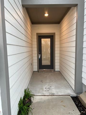 Building Photo - 1324 Lake Apline Trl