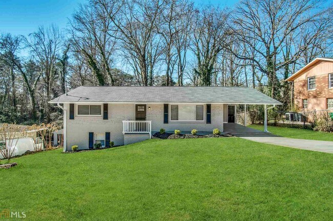 Building Photo - 2805 Zane Grey Dr SE