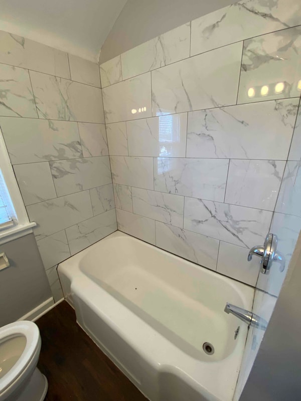Building Photo - 2740 Ruhl Ave
