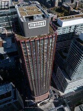 Building Photo - 180 Front St E