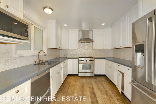 Building Photo - 3 br, 2 bath House - 415 Maitland Dr