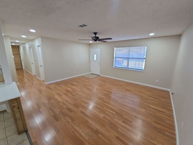 Building Photo - 309 Denton Ct