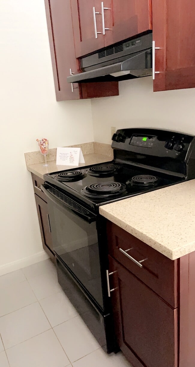 Building Photo - Windsor Garden Apartments