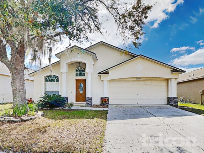 Building Photo - 30746 Birdhouse Dr