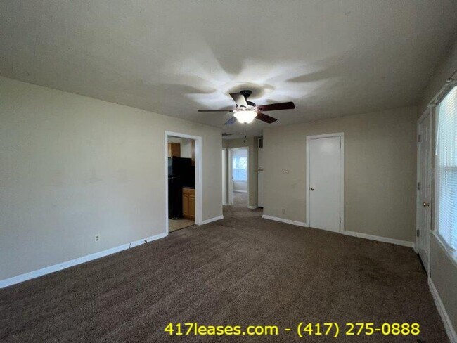 Building Photo - 770 S Warren Ave