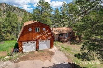 Building Photo - 2027 Roland Dr