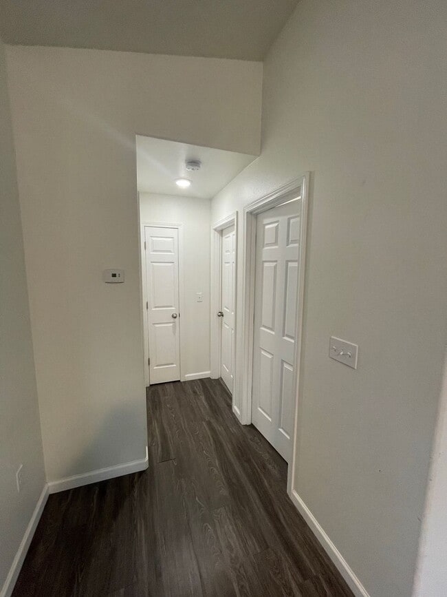 Building Photo - 4733-4739 W Adirondack Circle