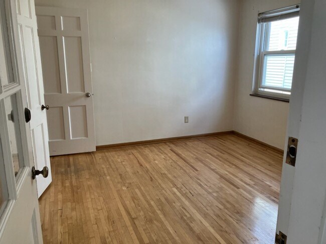 Foto del edificio - 14238 Athens Ave