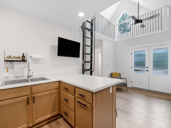 Building Photo - 751 Sawgrass Cir