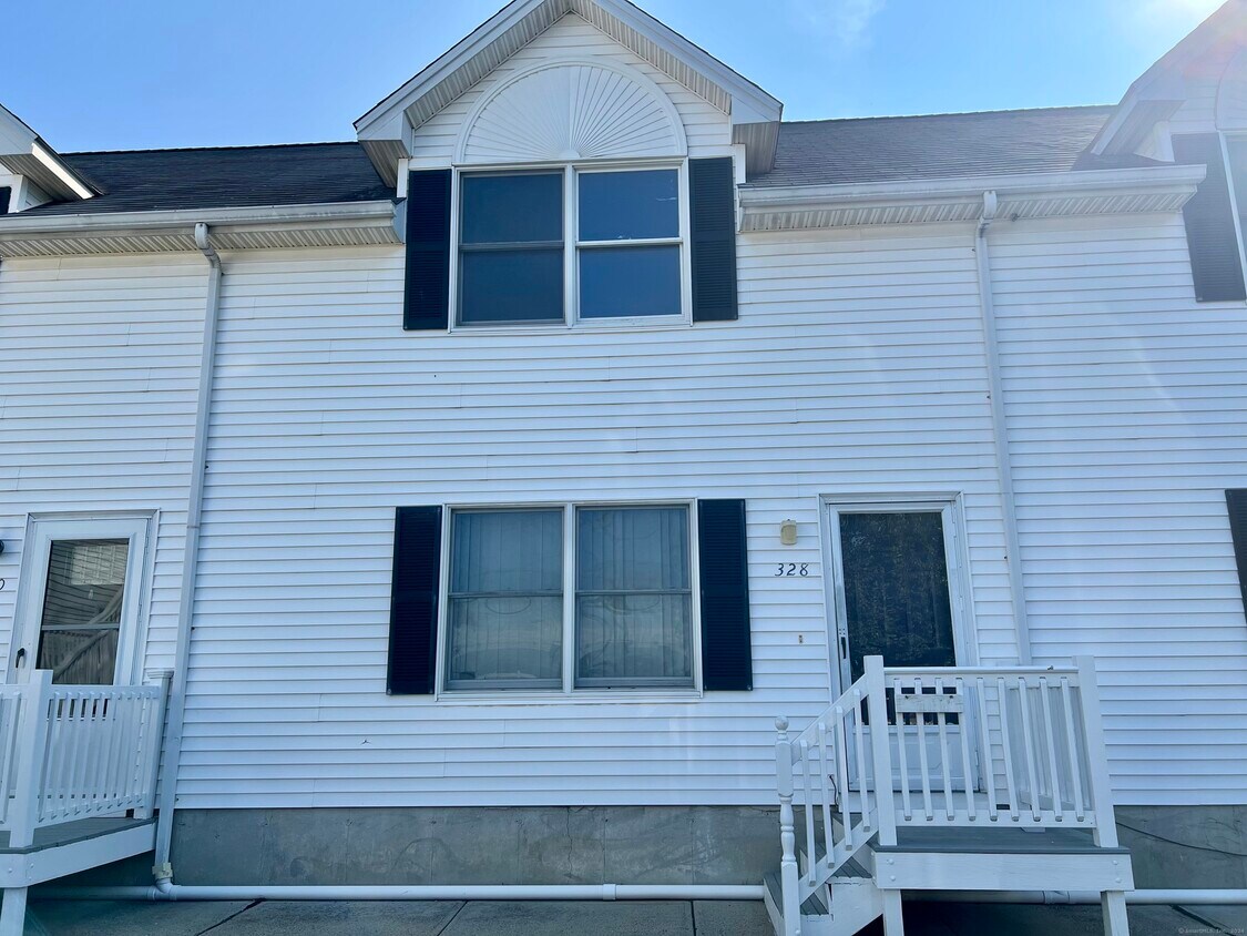 Foto principal - 326 West Ave