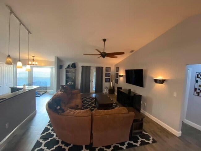 Foto del edificio - 1095 Egret Lake Way