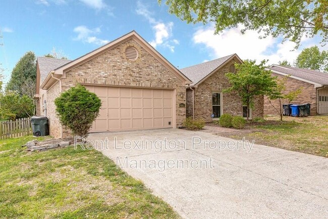 Building Photo - 4661 Saron Dr