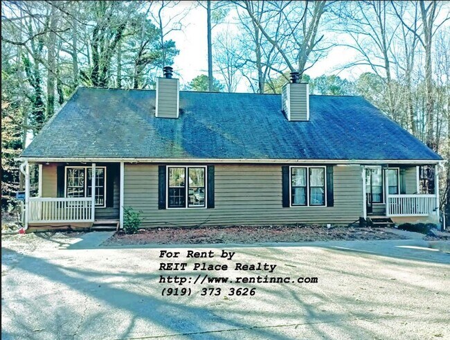 Foto del edificio - 3 Bed 2 Bath w/ Master Bed downstairs near...